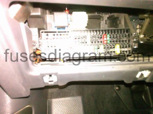 Wiring Diagram  13 2011 Jetta Se Fuse And Relay Diagram
