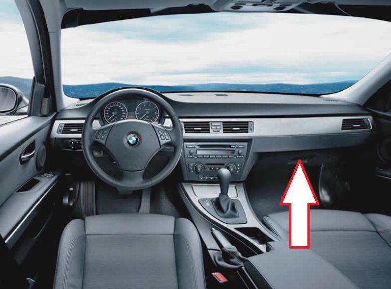 Fuse and relay box diagram BMW E90